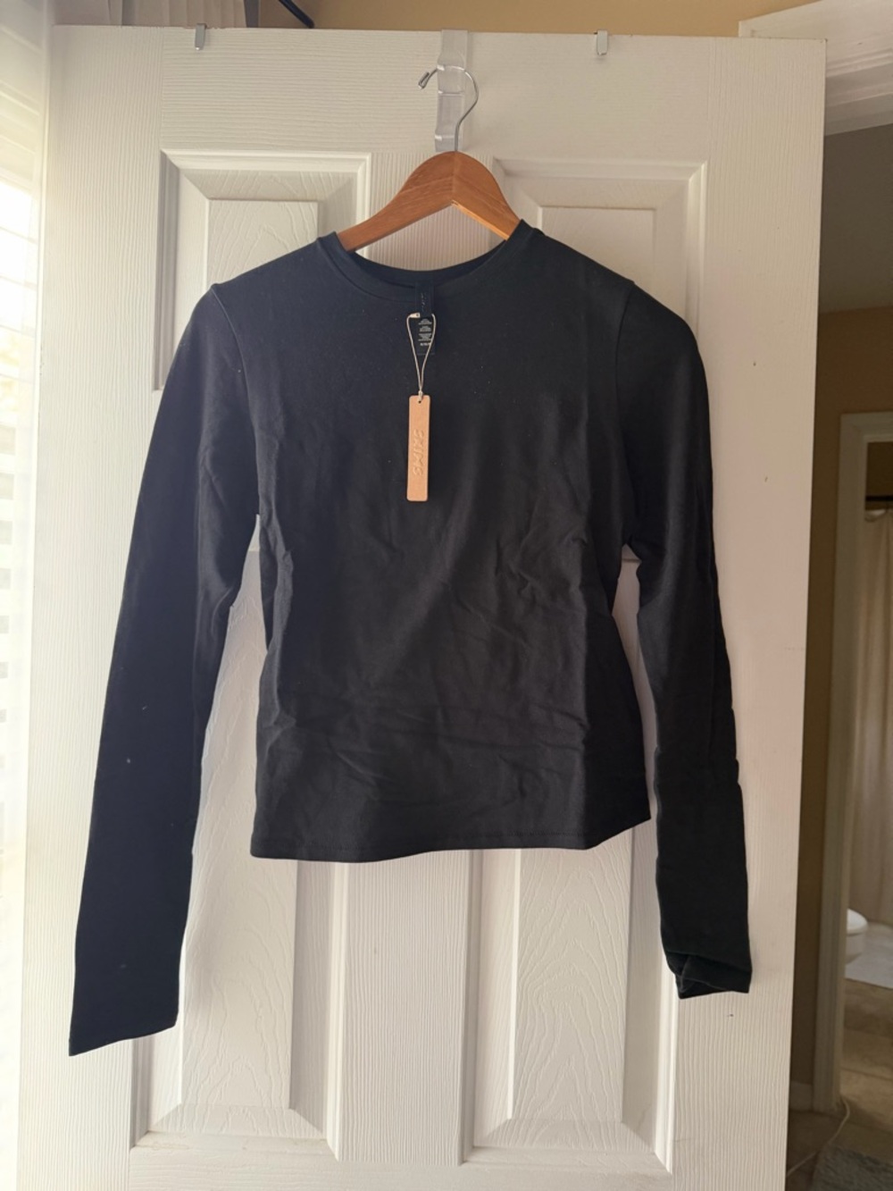 SKIMS Black Long-Sleeve Crewneck Top